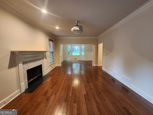270 South Shore Drive, Newnan, GA 30263