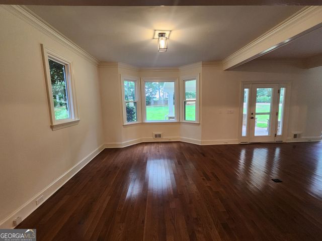 270 South Shore Drive, Newnan, GA 30263