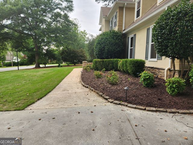270 South Shore Drive, Newnan, GA 30263