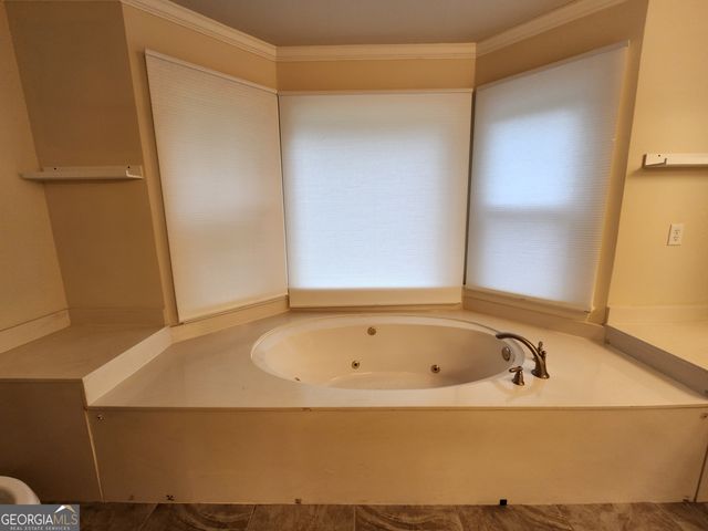 270 South Shore Drive, Newnan, GA 30263