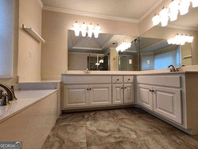270 South Shore Drive, Newnan, GA 30263