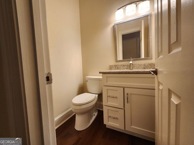 270 South Shore Drive, Newnan, GA 30263