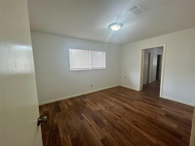 10655 Northbrook Drive, Houston, TX 77043