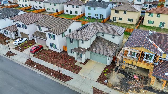 5221 Mount Airy St, Sacramento, CA 95835