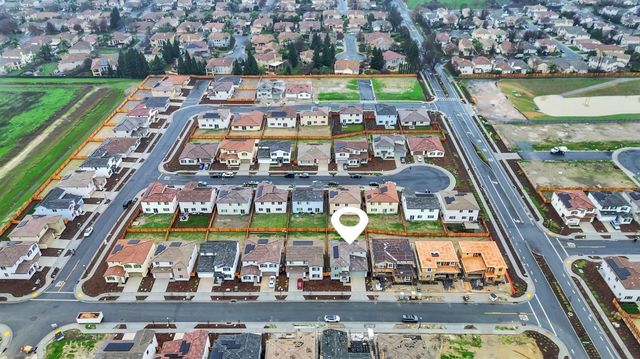 5221 Mount Airy St, Sacramento, CA 95835