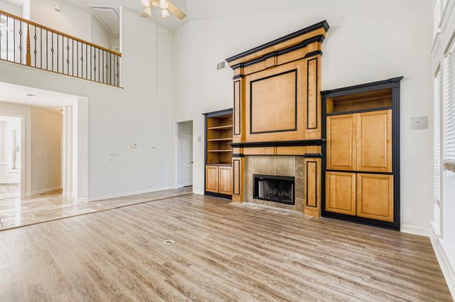 1404 Hidden Glen DR, Round Rock, TX 78681