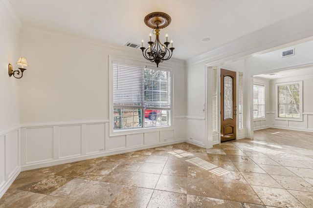 1404 Hidden Glen DR, Round Rock, TX 78681