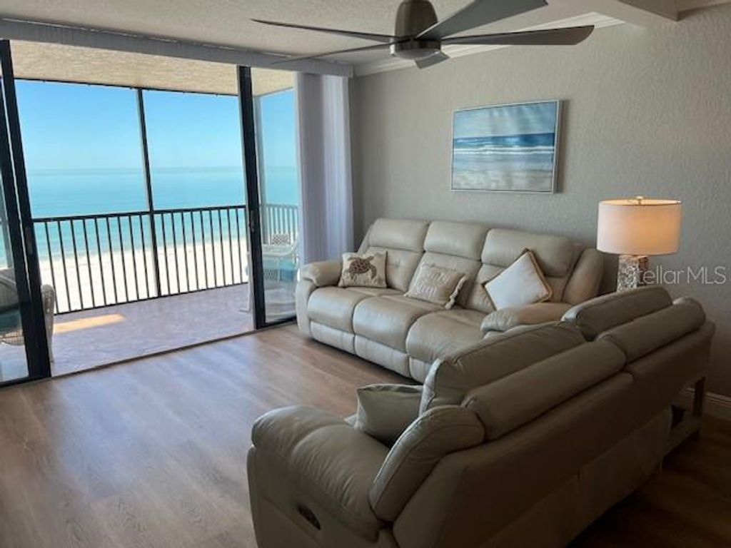 Image 4 of property listing at 18304 GULF BOULEVARD 418, Redington Shores, FL 33708