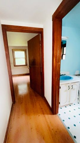 31 Greenleaf Road, Swanzey, NH 03446