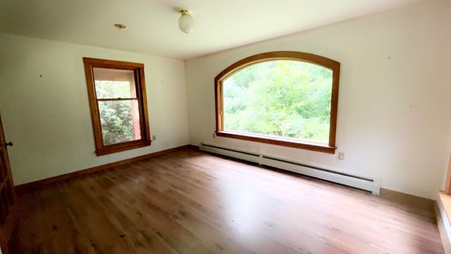 31 Greenleaf Road, Swanzey, NH 03446