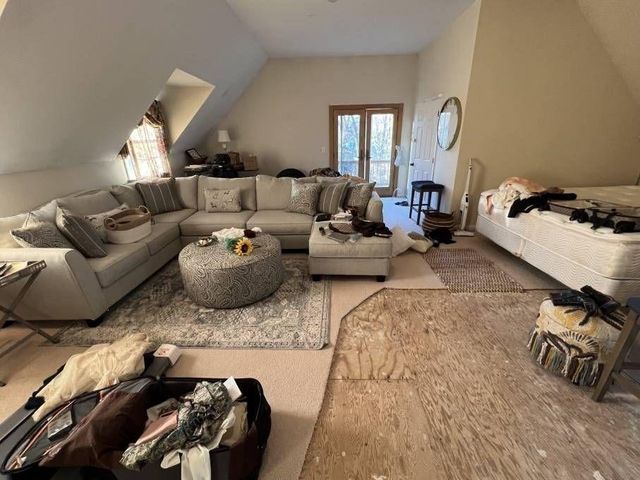 30 Katherine Lee Bates Rd, Falmouth, MA 02540