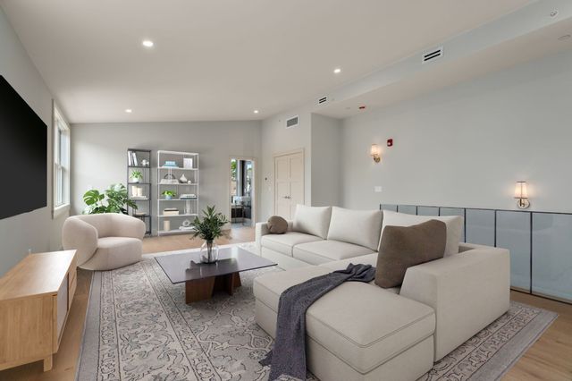 37 Pearl Street 6, Boston, MA 02125