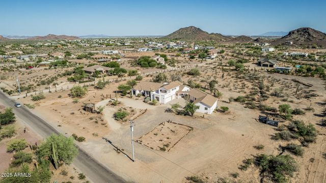 15639 W Peakview Drive, Surprise, AZ 85387