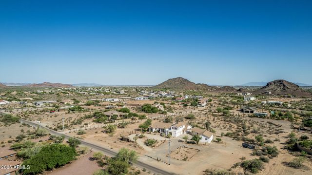 15639 W Peakview Drive, Surprise, AZ 85387