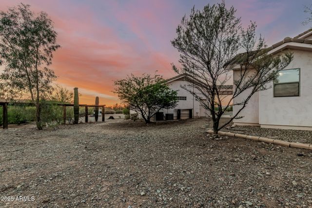 15639 W Peakview Drive, Surprise, AZ 85387