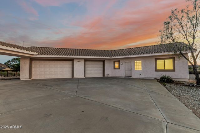 15639 W Peakview Drive, Surprise, AZ 85387