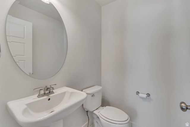 1529 E ERICKSON KNOLL LN, Eagle Mountain, UT 84005