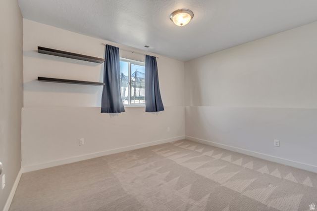 1529 E ERICKSON KNOLL LN, Eagle Mountain, UT 84005