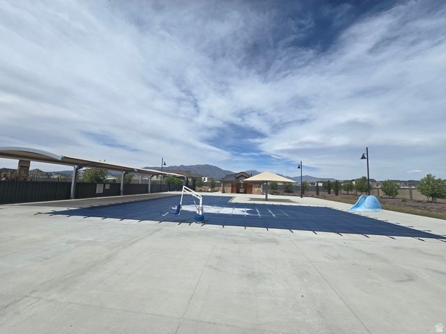 1529 E ERICKSON KNOLL LN, Eagle Mountain, UT 84005