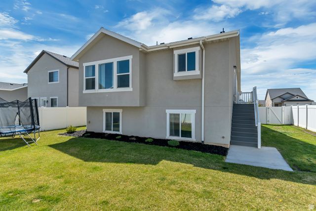 1529 E ERICKSON KNOLL LN, Eagle Mountain, UT 84005