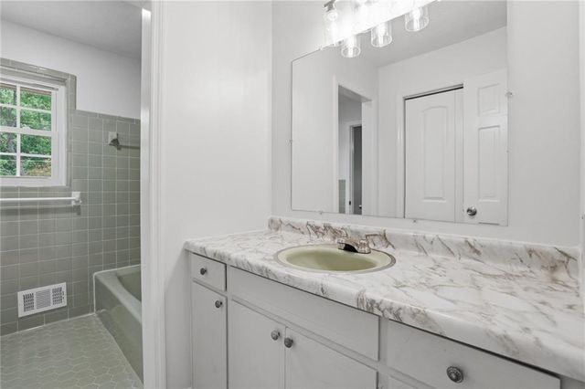 128 Mcneal Road, Winder, GA 30680