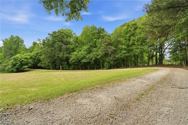 128 Mcneal Road, Winder, GA 30680