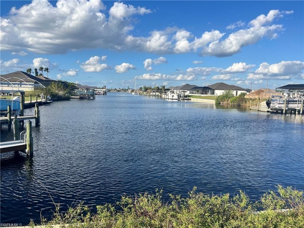 4103 NW 12th ST, Cape Coral, FL 33993