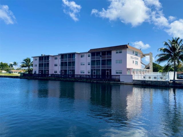 2775 Taft Street 307, Hollywood, FL 33020
