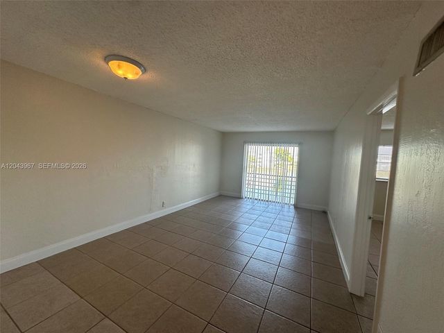 2775 Taft Street 307, Hollywood, FL 33020