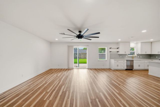 8903 Railton Street, Houston, TX 77080