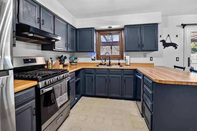 6 Esther Court, Madison, WI 53714