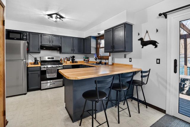 6 Esther Court, Madison, WI 53714