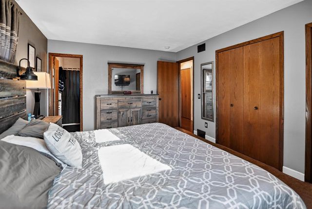 6 Esther Court, Madison, WI 53714