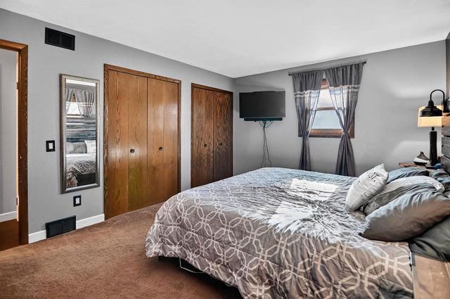 6 Esther Court, Madison, WI 53714