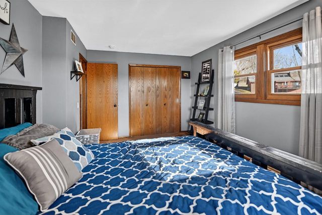 6 Esther Court, Madison, WI 53714