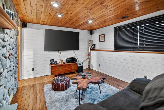 6 Esther Court, Madison, WI 53714