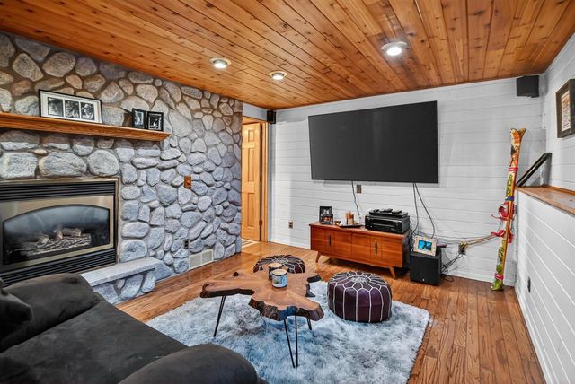 6 Esther Court, Madison, WI 53714