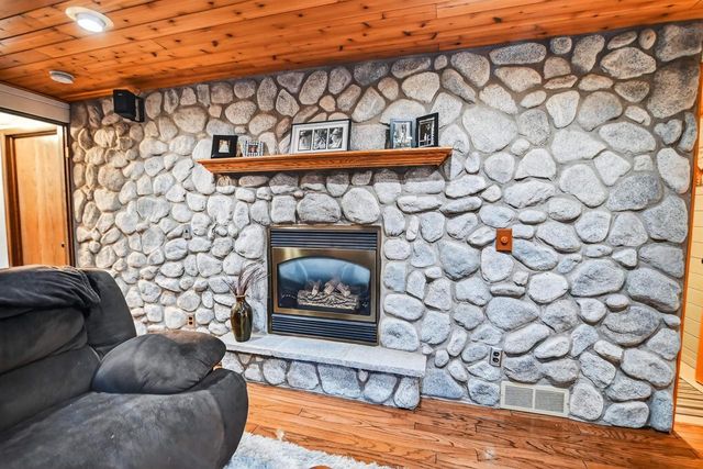 6 Esther Court, Madison, WI 53714