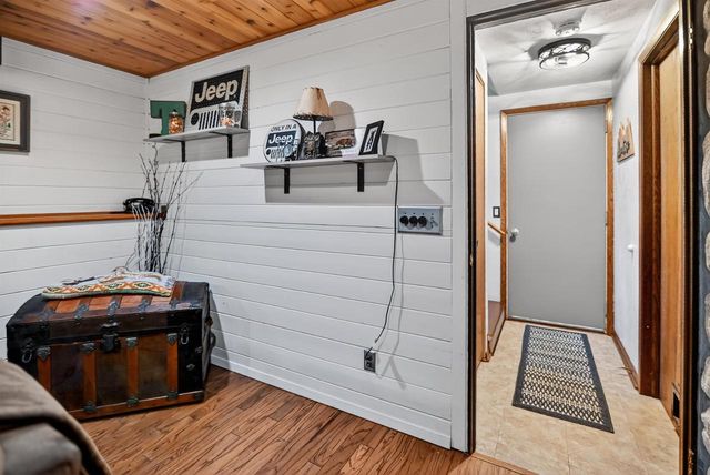 6 Esther Court, Madison, WI 53714