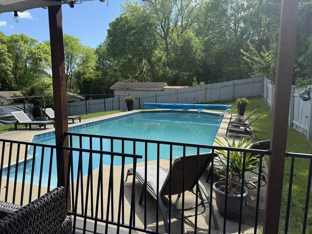 6 Esther Court, Madison, WI 53714