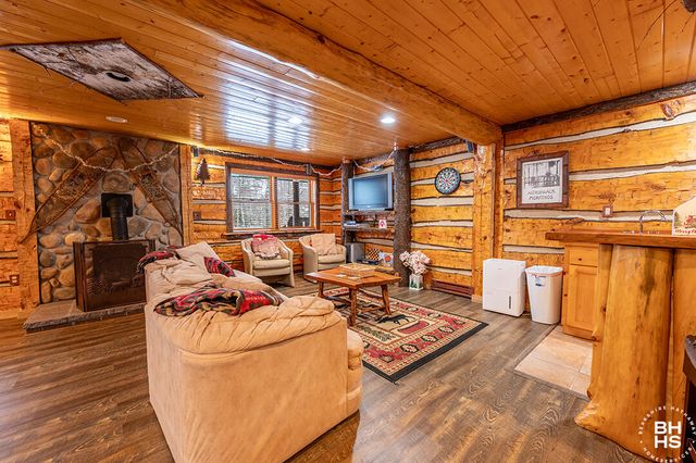 171 Beech Hill, Lake Placid, NY 12946