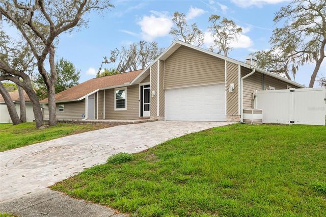 3088 ENISGLEN DRIVE, Palm Harbor, FL 34683