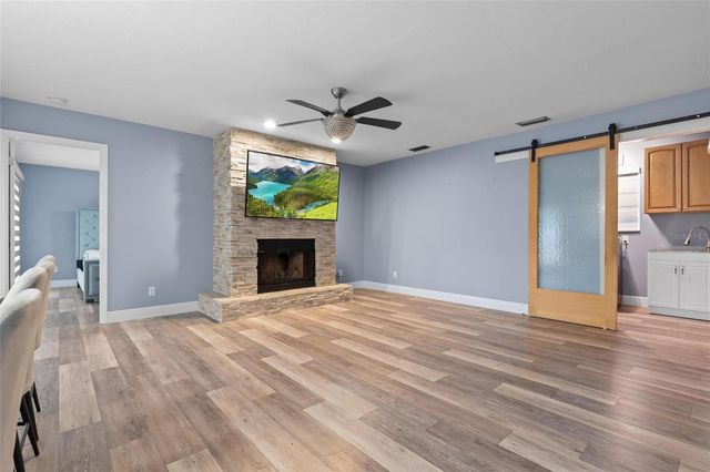 3088 ENISGLEN DRIVE, Palm Harbor, FL 34683