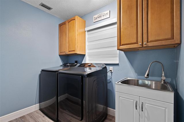 3088 ENISGLEN DRIVE, Palm Harbor, FL 34683