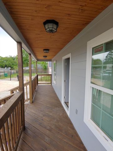 7614 West Street, Houston, TX 77093