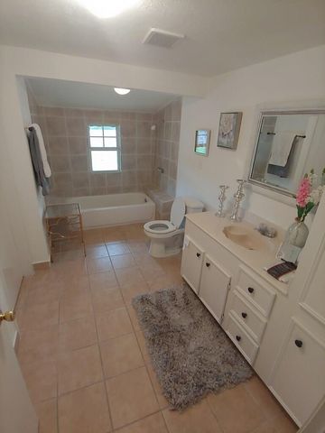 7614 West Street, Houston, TX 77093