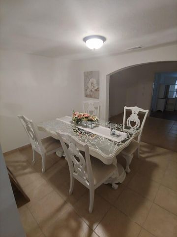 7614 West Street, Houston, TX 77093