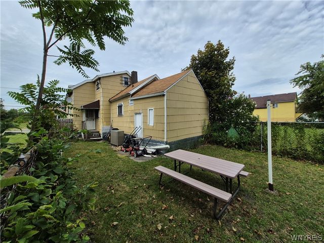 131 Ashley Street, Buffalo, NY 14212