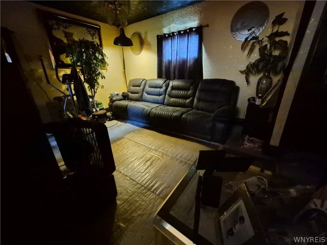 131 Ashley Street, Buffalo, NY 14212