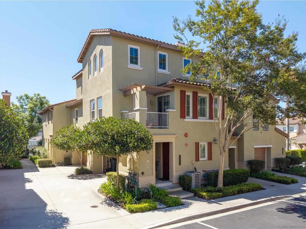 2099 Silverado St, San Marcos, CA 92078 — exterior